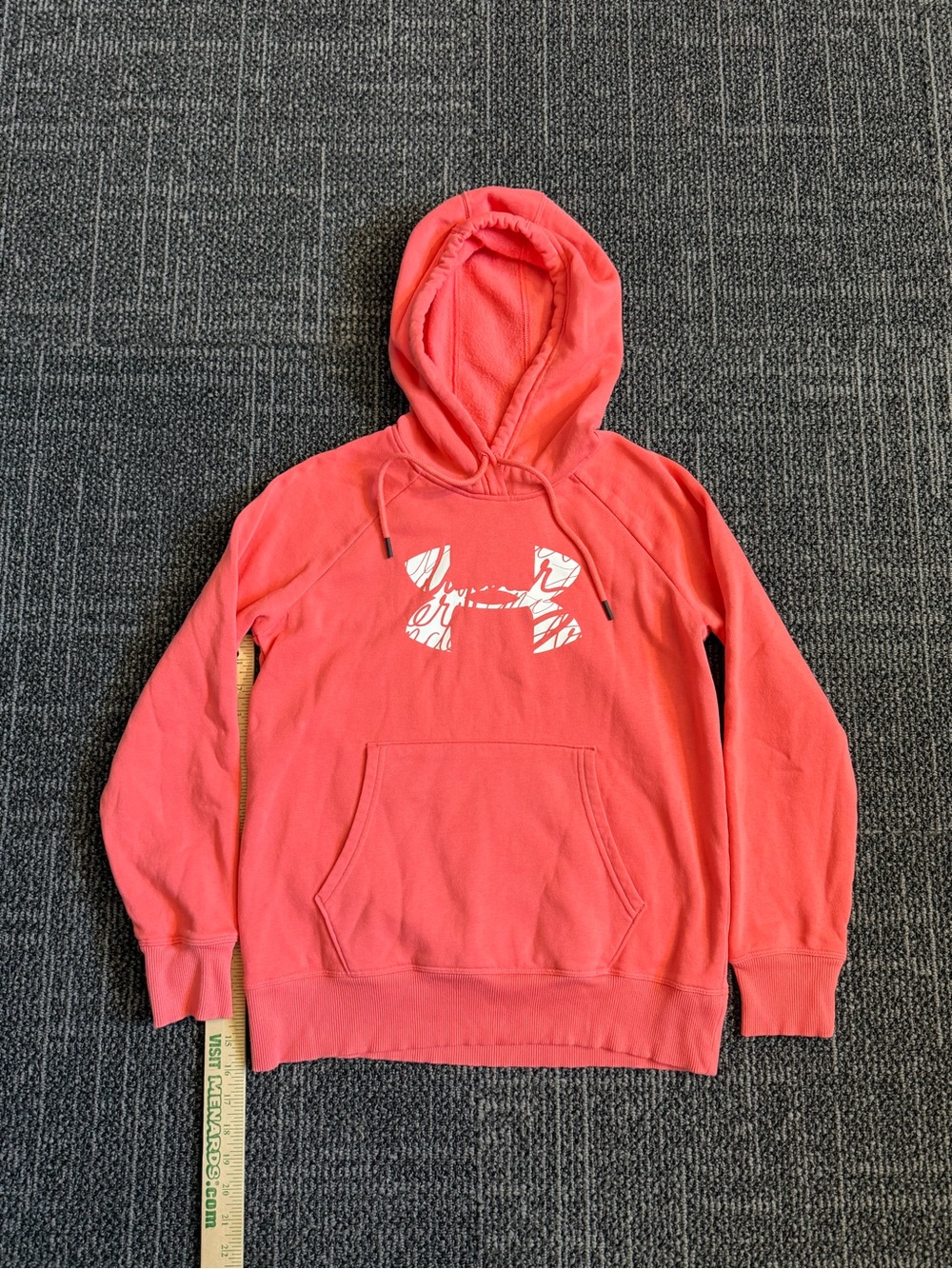Under Armour Hoodie XS Coral Red Graphic Pullover Sweatshirt